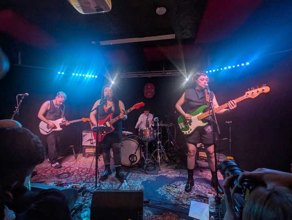 Adwaith – Hyde Park Book Club, Leeds&nbsp;(20/2/25)